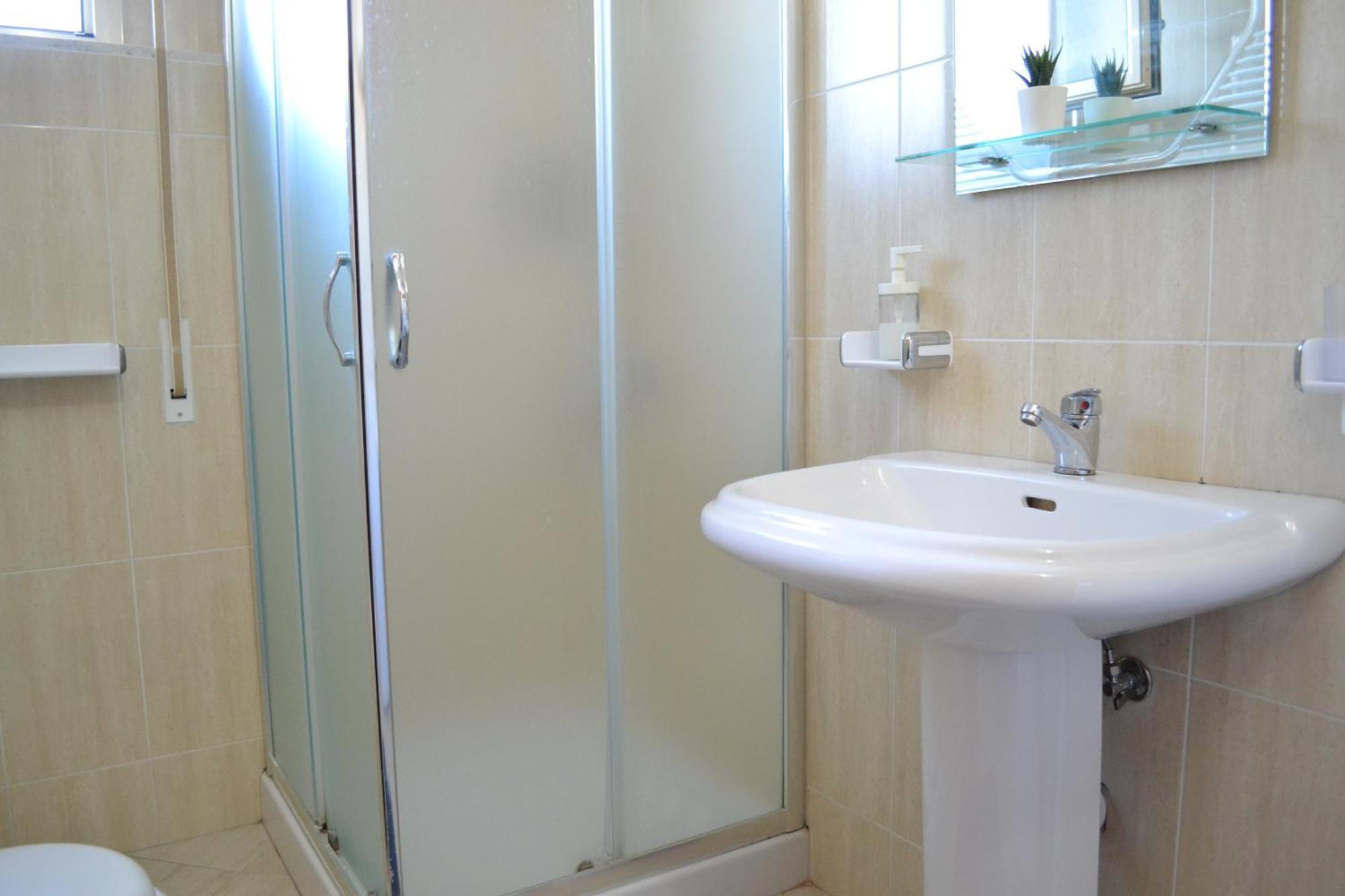 Seaview Gateway 2 Bedrooms Apartment & Garage Vlorë Extérieur photo